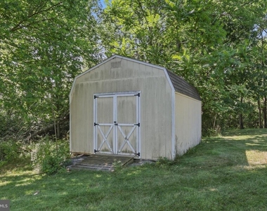 1949 Winston Drive - Photo Thumbnail 43