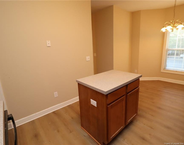 2637 Broad Oaks Place - Photo Thumbnail 8