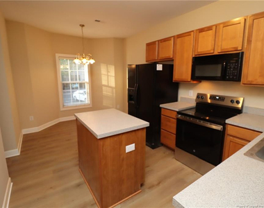 2637 Broad Oaks Place - Photo Thumbnail 6