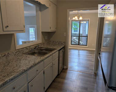 482 Corning Place - Photo Thumbnail 7
