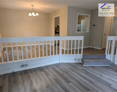 482 Corning Place - Photo Thumbnail 17