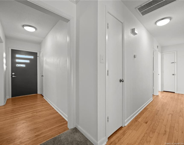 5419 Laramie Court - Photo Thumbnail 22