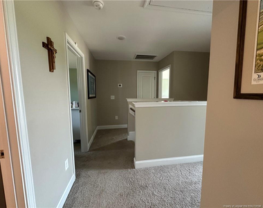 1605 Ranch House Court - Photo Thumbnail 14