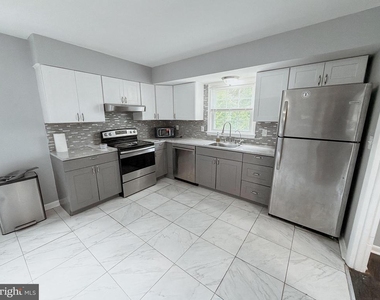 9222 Limestone Place - Photo Thumbnail 24