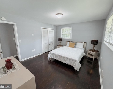 9222 Limestone Place - Photo Thumbnail 10