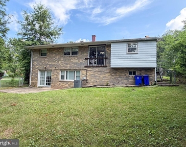 9222 Limestone Place - Photo Thumbnail 25