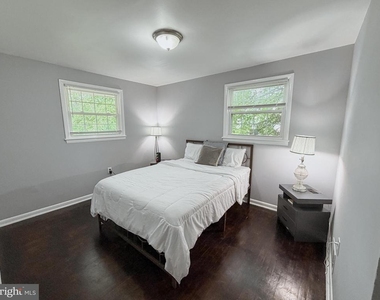 9222 Limestone Place - Photo Thumbnail 15
