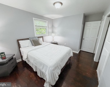 9222 Limestone Place - Photo Thumbnail 17