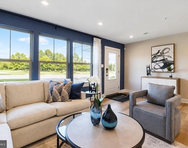 12608 Knottwood Lane - Photo Thumbnail 2