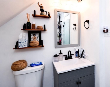 4105 Yardley Court - Photo Thumbnail 29
