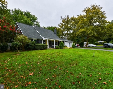 4105 Yardley Court - Photo Thumbnail 5