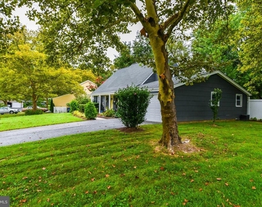 4105 Yardley Court - Photo Thumbnail 7