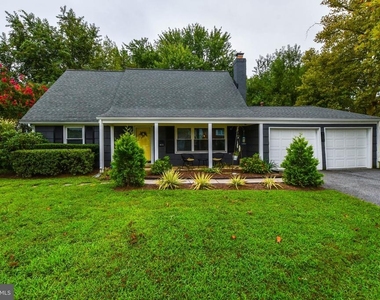 4105 Yardley Court - Photo Thumbnail 8