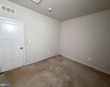 4812 Crest View Drive - Photo Thumbnail 29
