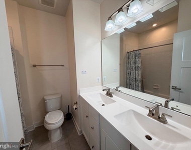 4812 Crest View Drive - Photo Thumbnail 21