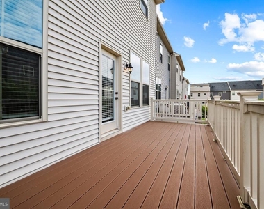7610 Hubble Drive - Photo Thumbnail 36