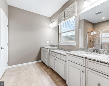 7610 Hubble Drive - Photo Thumbnail 31