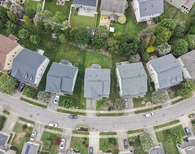 240 Seymour Place - Photo Thumbnail 24