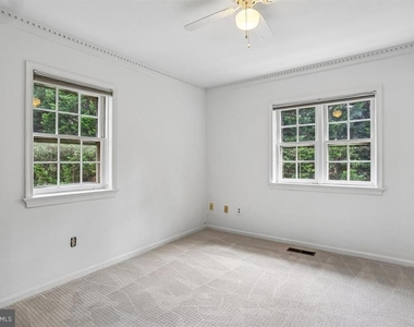 4930 Bradley Boulevard - Photo Thumbnail 15