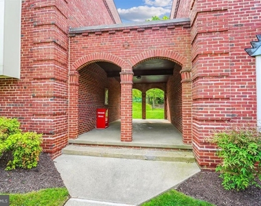4930 Bradley Boulevard - Photo Thumbnail 24