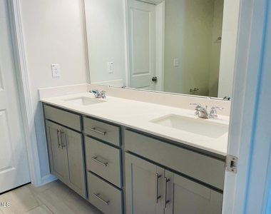 2453 Kasota Lane - Photo Thumbnail 46