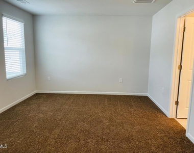 2453 Kasota Lane - Photo Thumbnail 44