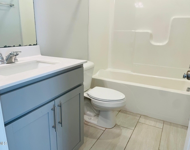 2453 Kasota Lane - Photo Thumbnail 29