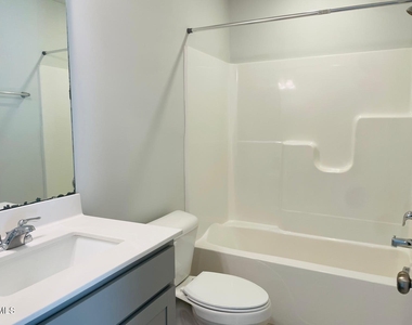 2453 Kasota Lane - Photo Thumbnail 30