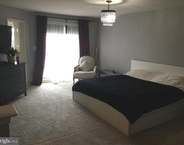 13251 Tivoli Lake Blvd Boulevard - Photo Thumbnail 10