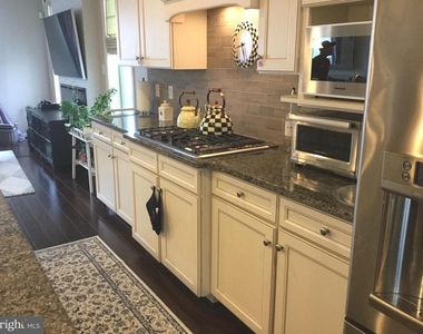 13251 Tivoli Lake Blvd Boulevard - Photo Thumbnail 3