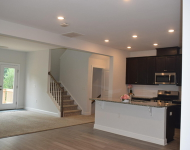 229 Daisy Grove Lane - Photo Thumbnail 9