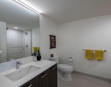 4710 Elm Street - Photo Thumbnail 19