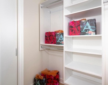 4710 Elm Street - Photo Thumbnail 21