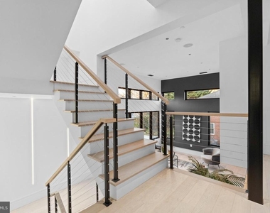 4902 Greenway Drive - Photo Thumbnail 34