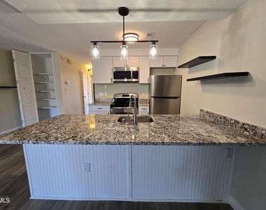 3071 Huntleigh Drive - Photo Thumbnail 11