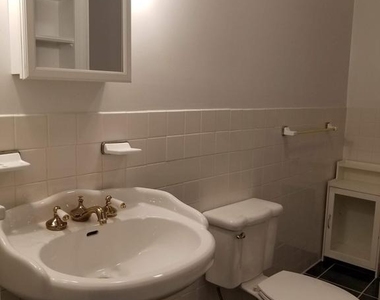 11400 Cherry Hill Road - Photo Thumbnail 12