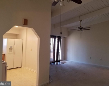 11400 Cherry Hill Road - Photo Thumbnail 7