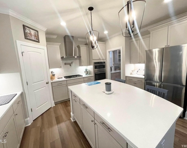 2041 Sweet Samson Street - Photo Thumbnail 8