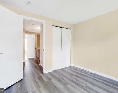 3121 Benton Square Drive - Photo Thumbnail 25