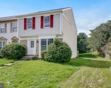 3121 Benton Square Drive - Photo Thumbnail 6