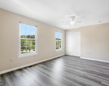 3121 Benton Square Drive - Photo Thumbnail 21