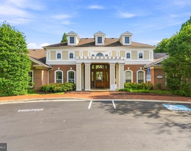 13501 Derry Glen Court - Photo Thumbnail 9