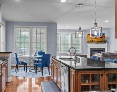 132 Liriope Place - Photo Thumbnail 4