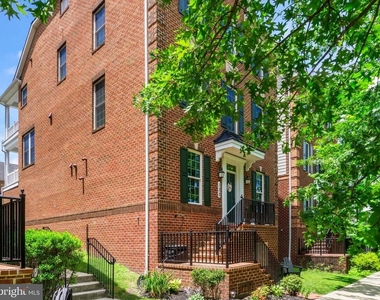 132 Liriope Place - Photo Thumbnail 53
