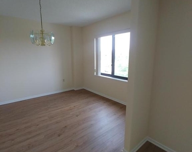 3310 N Leisure World Boulevard - Photo Thumbnail 8