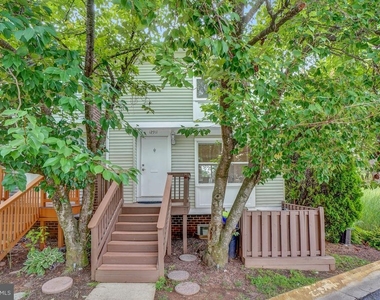 12911 Walnut View Court - Photo Thumbnail 4