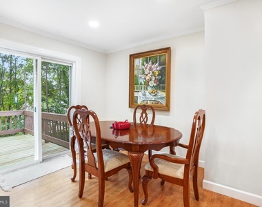 12911 Walnut View Court - Photo Thumbnail 2