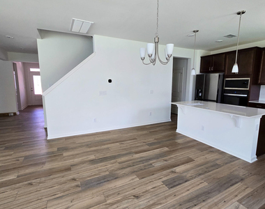 1544 Underbrush Drive - Photo Thumbnail 14