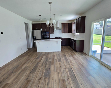 1544 Underbrush Drive - Photo Thumbnail 13