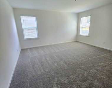 1544 Underbrush Drive - Photo Thumbnail 33
